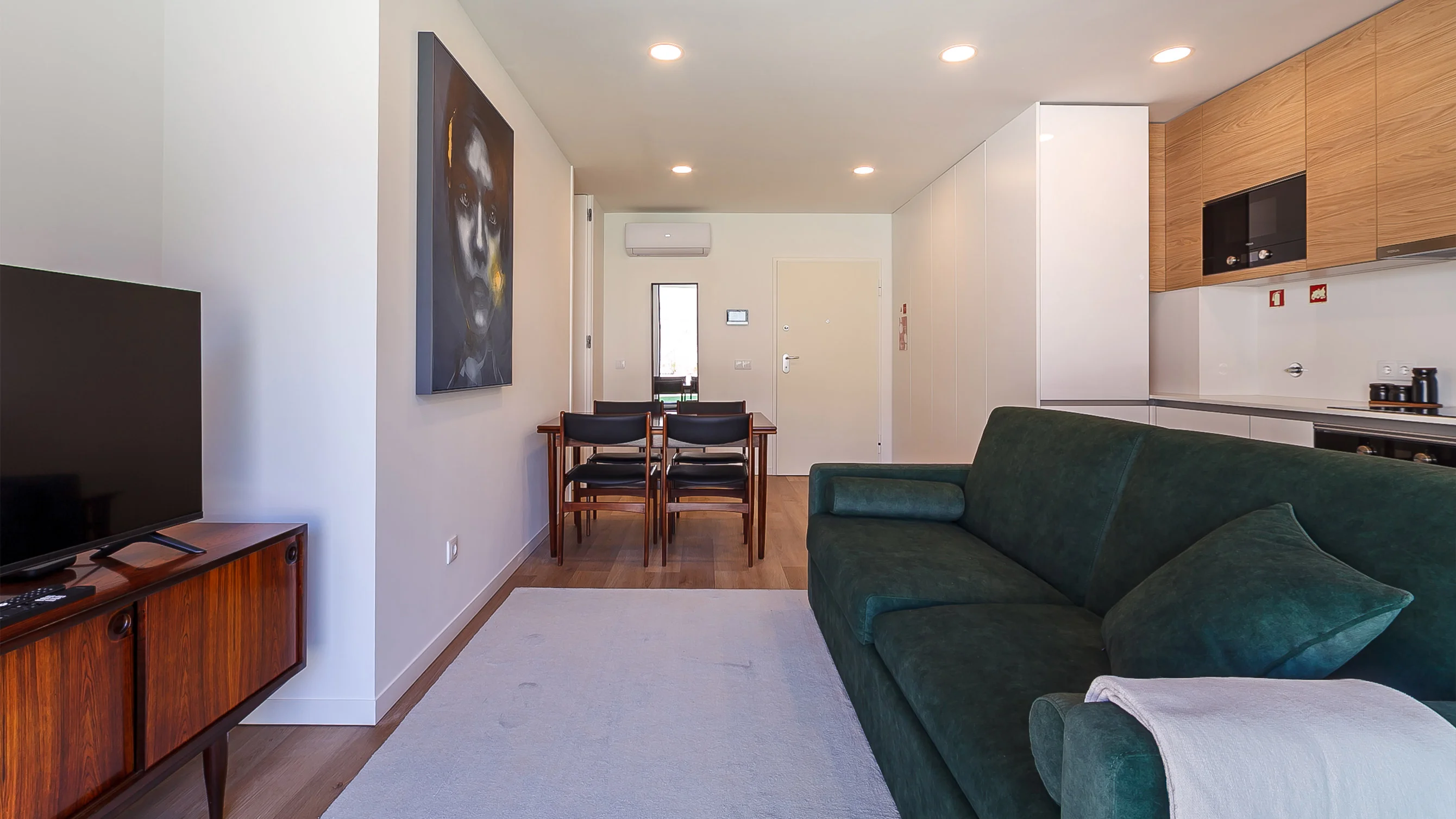 Photo of Art Living Gravito